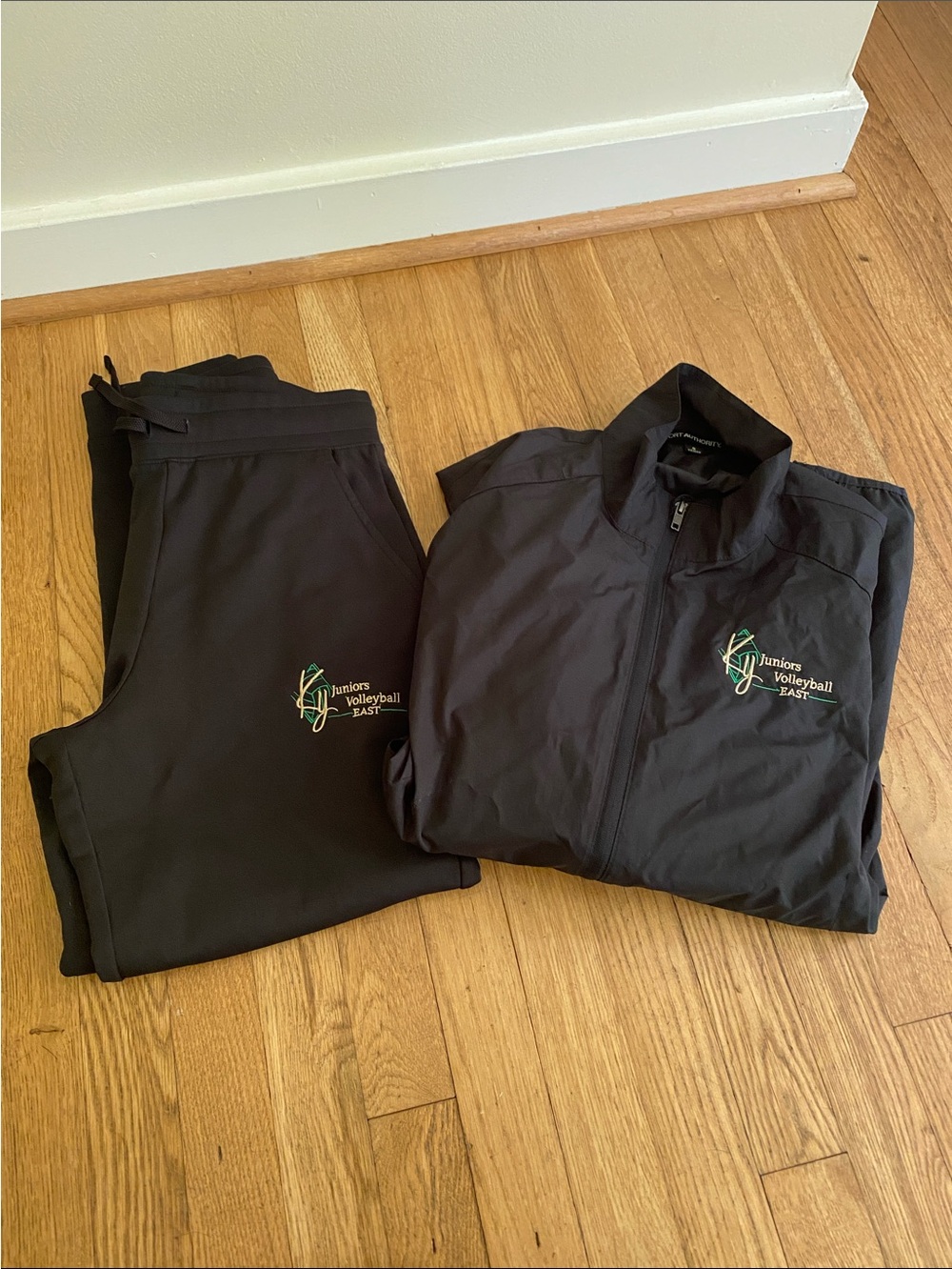 Black Pants & Jacket Set - Juniors Volleyball East embroidery